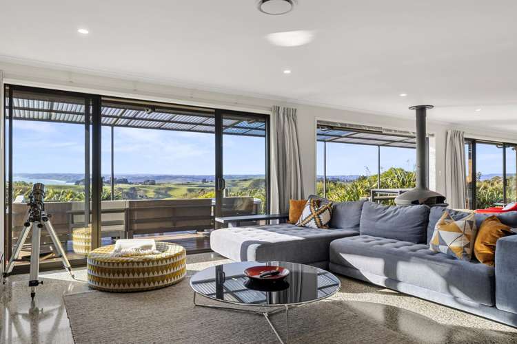 666 Te Hutewai Road Raglan_10
