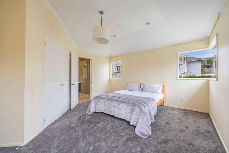 2/32 Spencer Road Pinehill_17