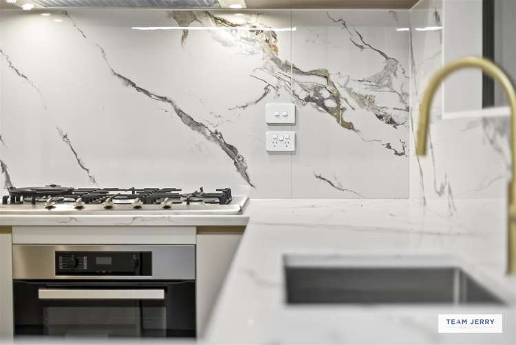 27 Jandell Crescent Bucklands Beach_40