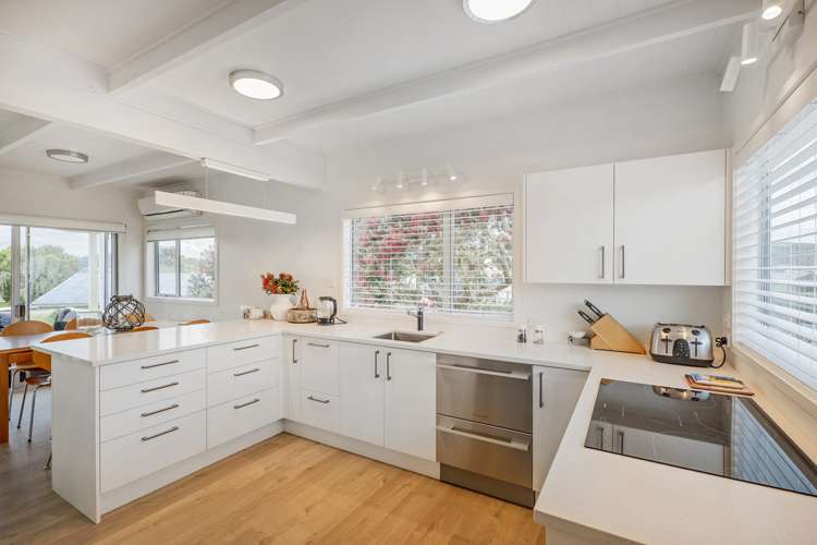 19 Hicks Place Cooks Beach_2