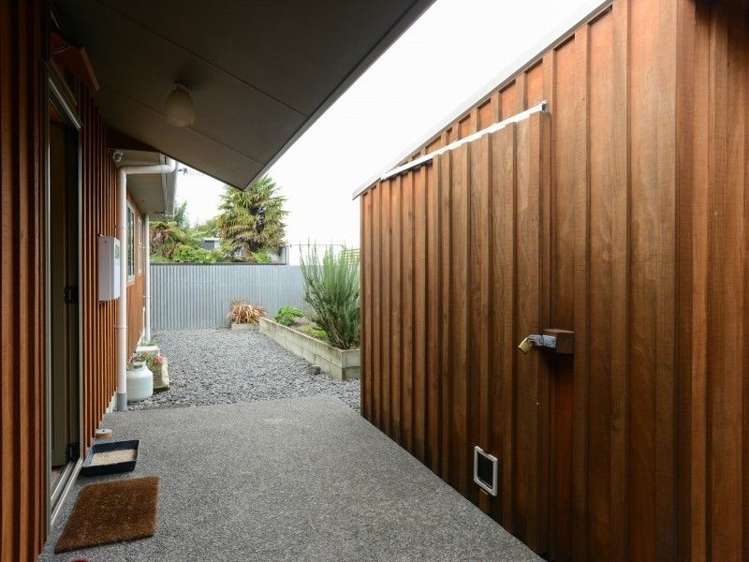 412a Southland Place Raureka_18