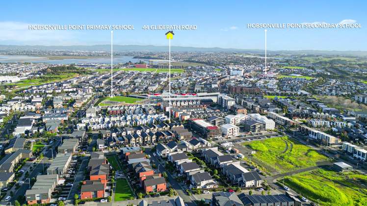 44 Glidepath Road Hobsonville_19