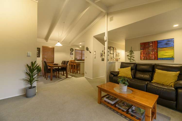 89 Captain Scott Road Glen Eden_5