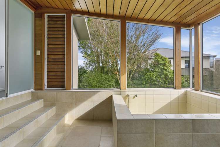 29 Harvey Street Waipahihi_16