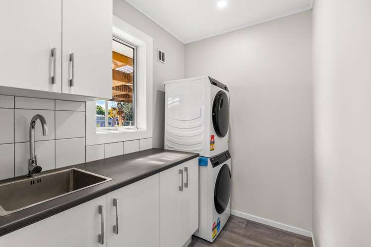 66 Oakfield Crescent Pukete_12