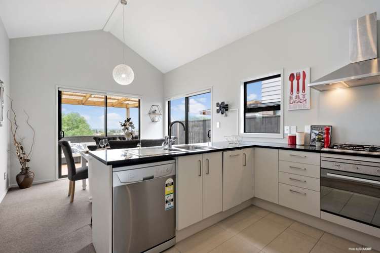 23 Hirimate Place Flat Bush_10