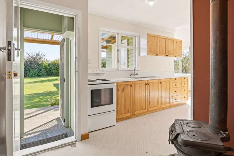 64 New Renwick Road Burleigh_8