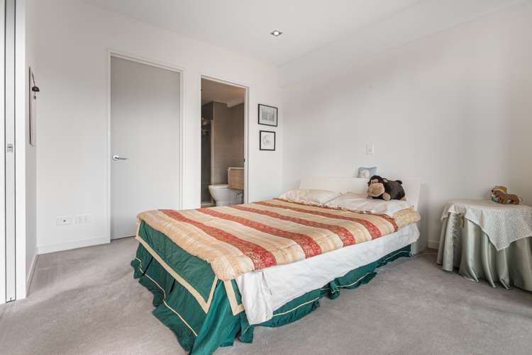 101/2 Bluegrey Avenue Stonefields_11