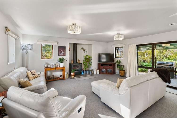 257 Lyndon Road Waiau_17