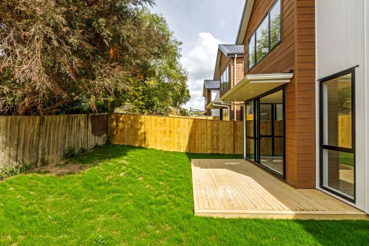 66 Seafarer Crescent Stanmore Bay_19