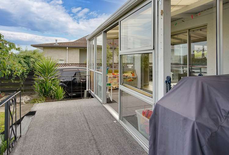 2/51 Fergusson Street Stoke_19