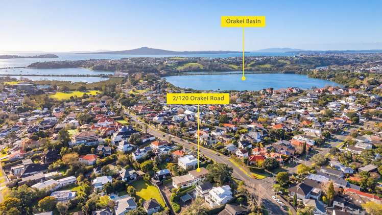 2/120 Orakei Road Remuera_19