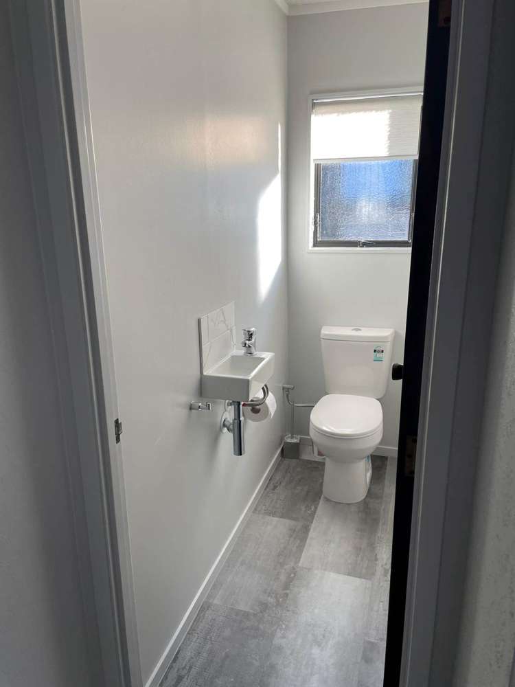 A/7 Aylmer Court Eastern Beach_11