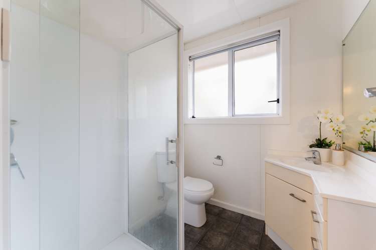 477 Kaikorai Valley Road Bradford_11