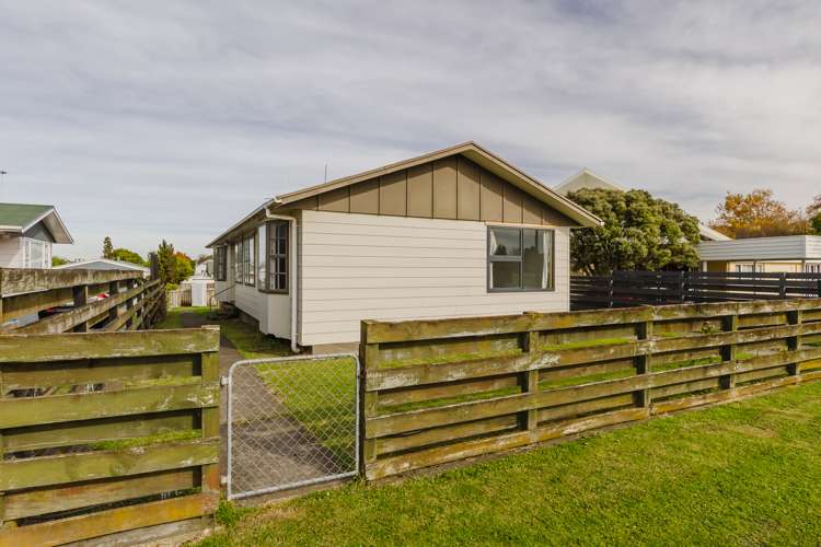 15 Russell Street Marton_17