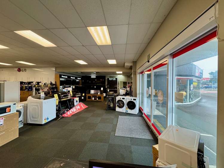 86 Gill Street New Plymouth_11