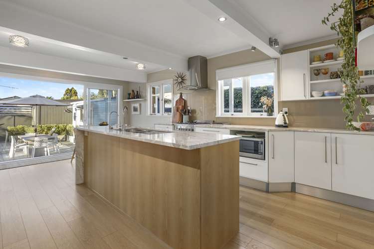 37 Fairlands Avenue Waterview_12