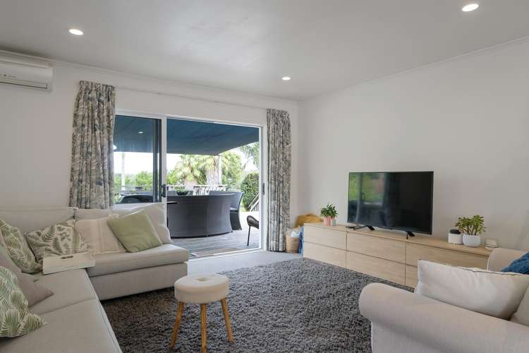 24 Montgomery Avenue Onerahi_3