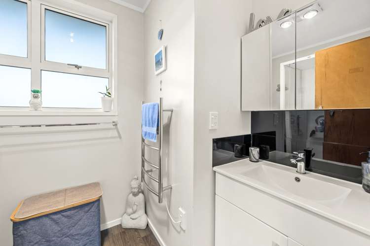 304 Clayton Road Pukehangi_9