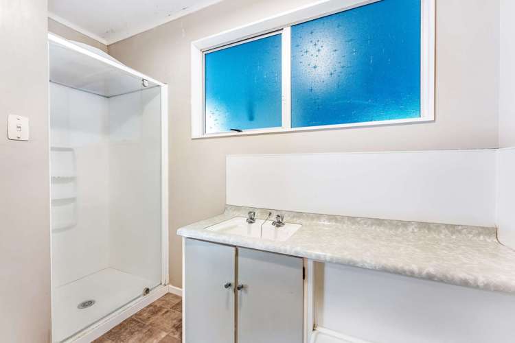 54 Peakes Road Springvale_19