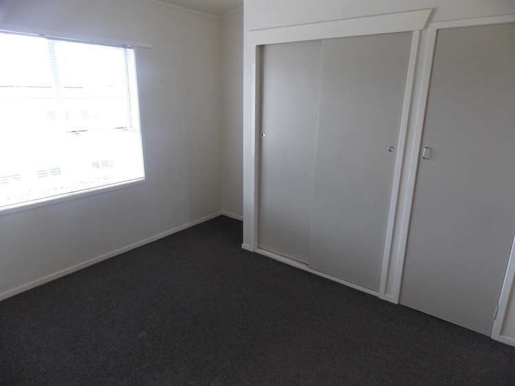 2/8 Shackleton Road Mount Eden_8