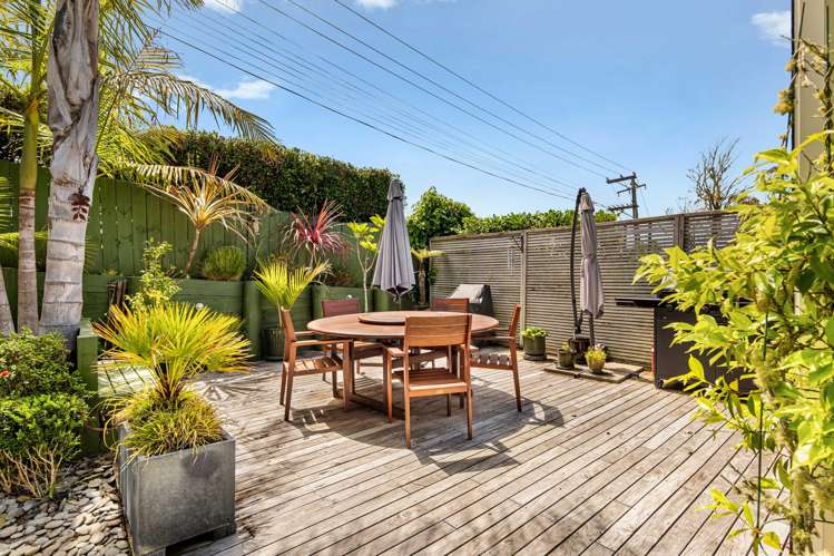 2/61 The Avenue Albany_9