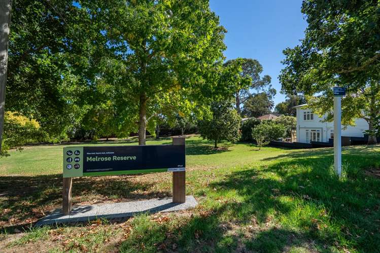 27 Hastings Parade Devonport_24