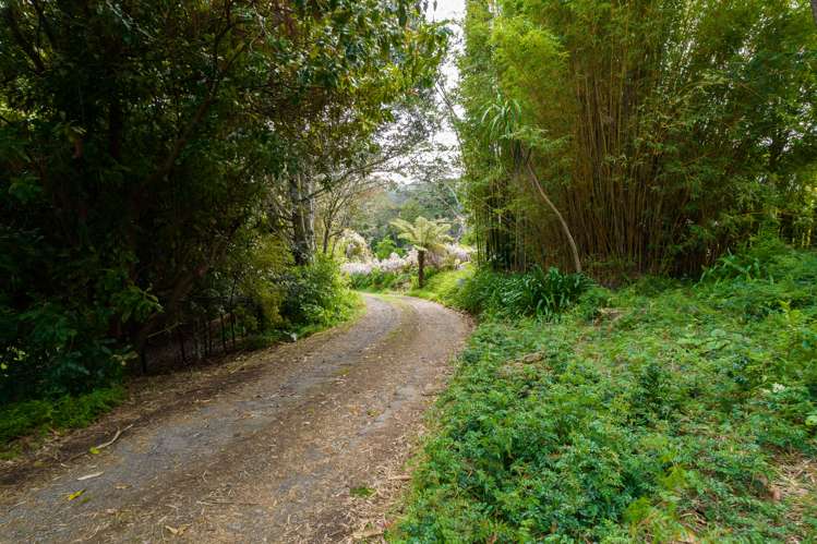 20 Waioneone Road Parahaki_21