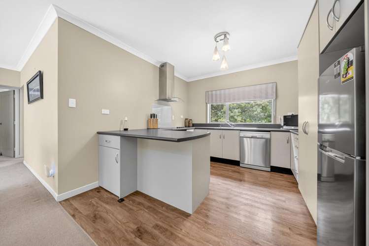 142 Norfolk Road Carterton_35