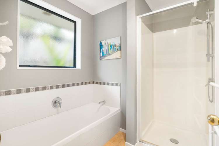 30 Helen Ryburn Place Torbay_12