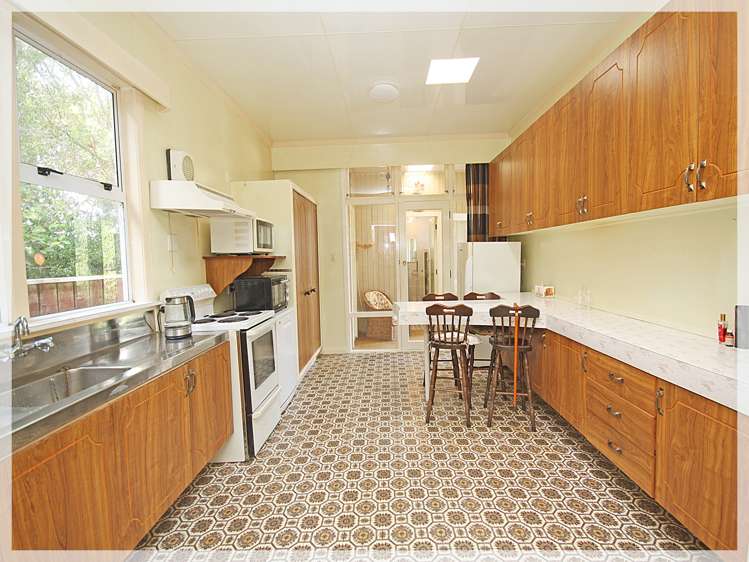 79 Queen Street West Levin_3