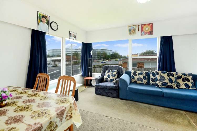 3/29 Taharoto Road Takapuna_3