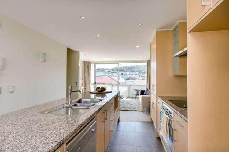 4/37 Daniell Street Newtown_2