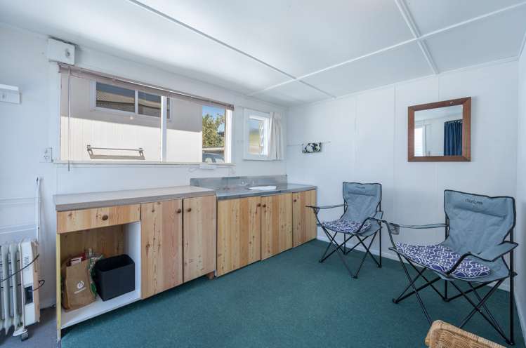 22 Andrew Street Stoke_19