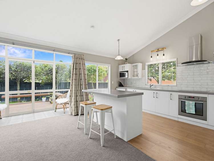 18 Westbrook Place Pomare_13