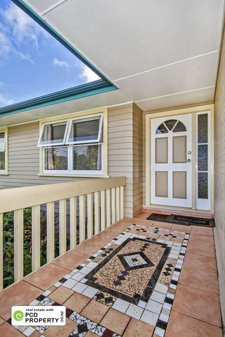 6 Adams Place Te Kamo_1
