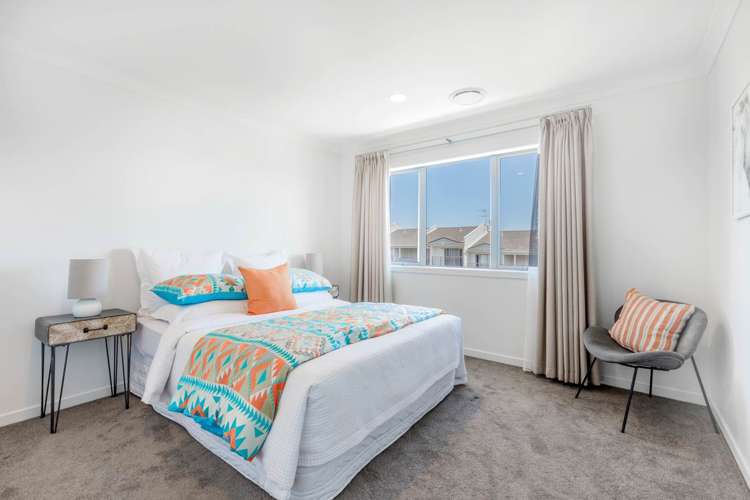 99 Medallion Drive Oteha_12