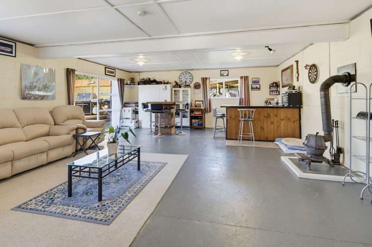 296 Waikawa Road_3