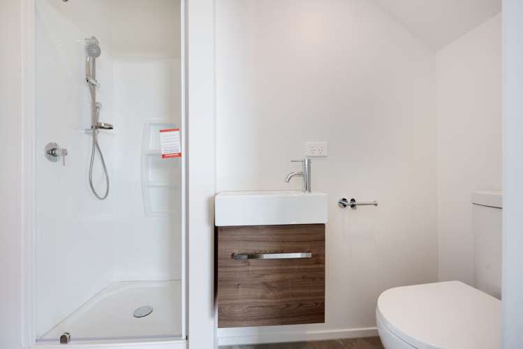 50 Red Beech Avenue Woodridge_13