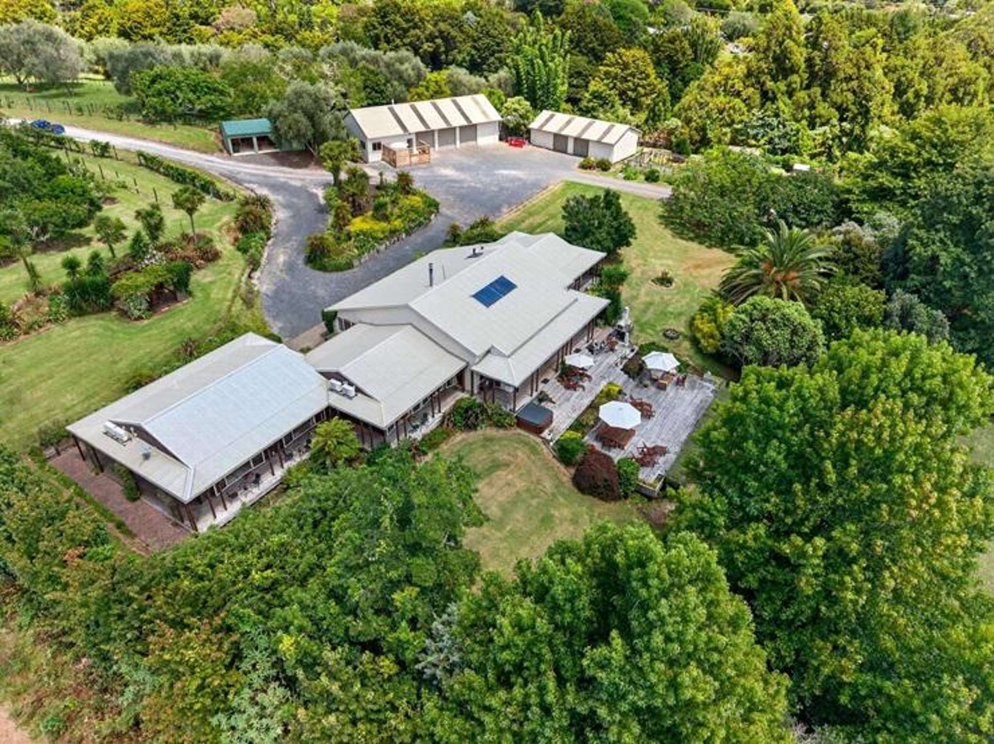 Pilot’s health scare ends flying career but gives birth to A-list Kerikeri lodge