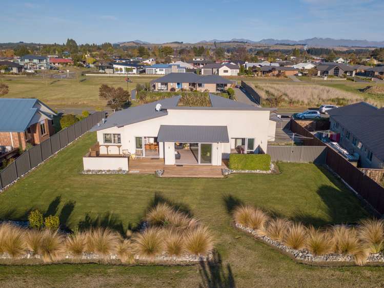 11 Wet Jacket Place Te Anau_23