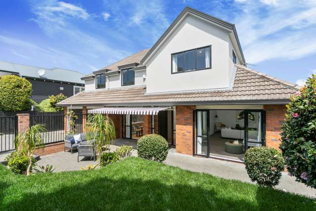 22a Fairholme Avenue Epsom_1