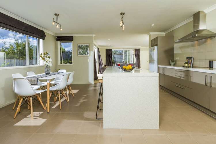 42 Huntington Park Drive Greenhithe_5