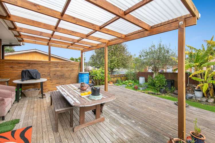 7 Thorburn Avenue Red Beach_7