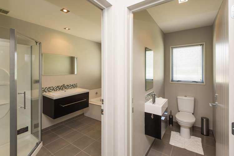 17 Papaumu Green Parklands_13