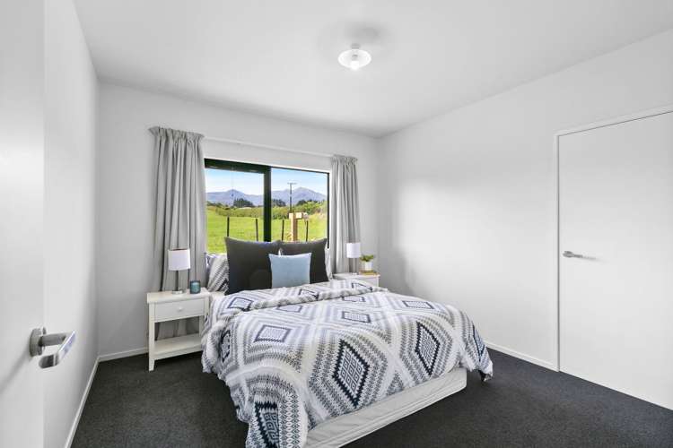 713 Plymouth Road Koru_15