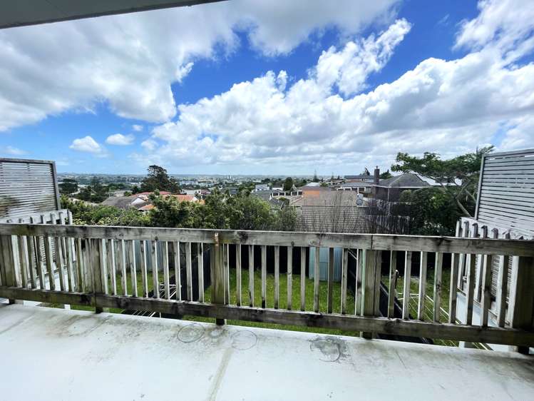 14/242 Great North Road Henderson_6