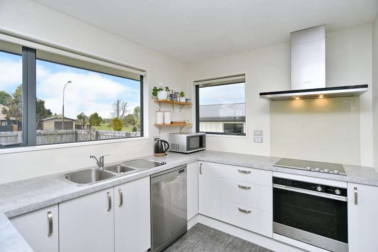 1/36 Reginald Street Burwood_7