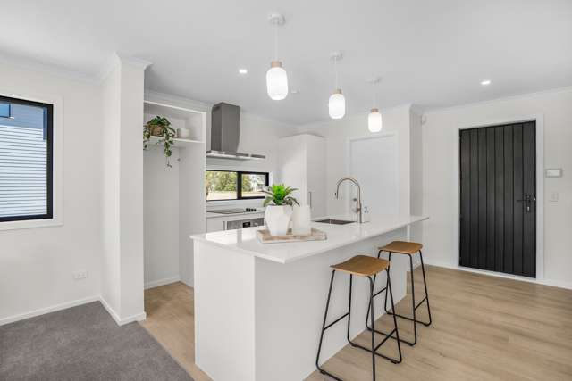 2/62 Bledisloe Crescent Wainuiomata_4