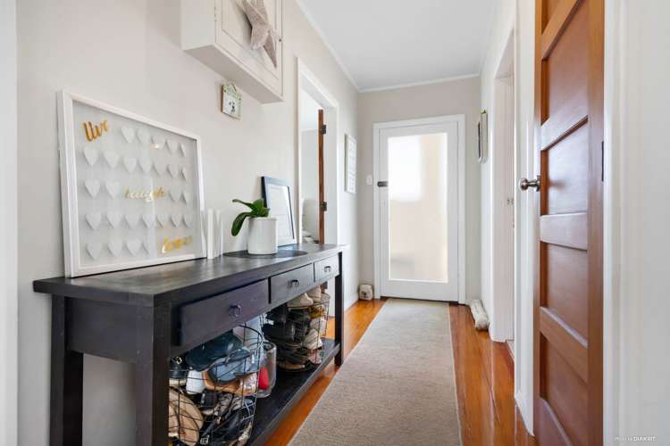 43 Hutchinson Avenue New Lynn_10